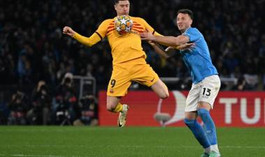 CHAMPIONS LEAGUE: EMPATARON NAPOLI-BARCELONA Y PORTO GANÓ EN EL DESCUENTO 