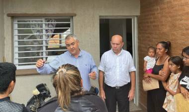 EL GOBIERNO PROVINCIAL CERCA DE LA GENTE: EFICIENTES OPERATIVOS DEL IPDUV EN CHARATA, PINEDO Y CORZUELA 