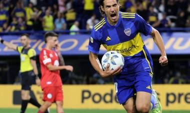 BOCA SE REENCONTRÓ CON EL TRIUNFO EN UNA GRAN NOCHE DE CAVANI 