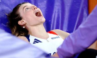 LAS IMPACTANTES IMÁGENES DE UNA ATLETA FRANCESA QUE SE LESIONÓ EN EL SALTO CON GARROCHA