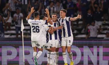 COPA DE LA LIGA: TALLERES GANÓ, GOLEÓ Y TAMBIÉN LLEGÓ ARRIBA