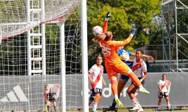 EL GOLAZO OLÍMPICO DE ELIANA STÁBILE EN EL RIVER-BOCA