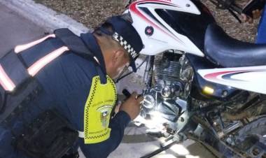 INCAUTAN NUEVE MOTOS EN UN DISPOSITIVO DE SEGURIDAD Y PREVENCIÓN 