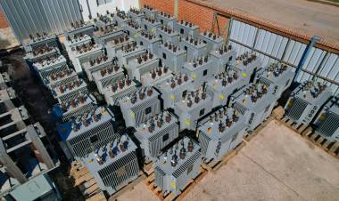 EL GOBIERNO PROVINCIAL INCORPORÓ TRANSFORMADORES Y MEDIDORES PARA MEJORAR LA PRESTACIÓN DEL SERVICIO ELÉCTRICO 