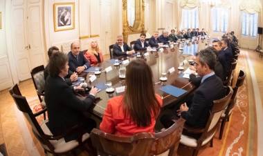 GOBERNADORES DEL NORTE GRANDE Y PATAGÓNICOS ULTIMAN PETITORIO CON DIEZ PUNTOS A LA ROSADA