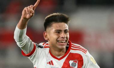 RIVER DERROTÓ A NACIONAL Y SE AFIRMA EN LA COPA LIBERTADORES