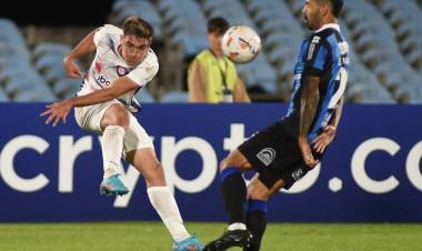 SAN LORENZO PERDIÓ EN URUGUAY Y QUEDÓ ÚLTIMO EN SU ZONA