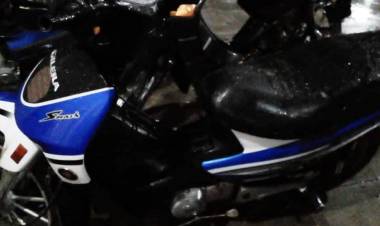 VILLA ÁNGELA: LA POLICÍA LO DESCUBRIÓ ROBANDO COMBUSTIBLE DE UN CAMIÓN