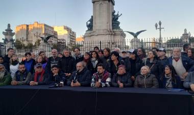 TRAS LOS ALLANAMIENTOS, LAS ORGANIZACIONES SOCIALES DENUNCIARON LOS OPERATIVOS