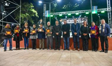 58º AÑOS DE LA VILLA RURAL EL PALMAR: EL GOBIERNO PROVINCIAL ACOMPAÑÓ EL ACTO ANIVERSARIO CENTRAL