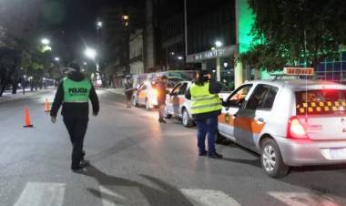 FIN DE SEMANA DE CONTROLES: 46 CONDUCTORES ALCOHOLIZADOS, 207 MOTOS INCAUTADOS Y 295 DEMORADOS