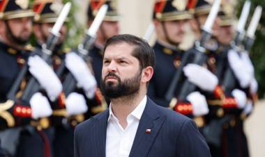 ROCE CON CHILE: BORIC ADVIRTIÓ QUE ARGENTINA DEBE RETIRAR LOS PANELES SOLARES "A LA BREVEDAD"