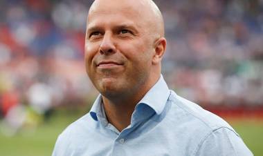 EL LIVERPOOL DE INGLATERRA PRESENTÓ A SU NUEVO ENTRENADOR