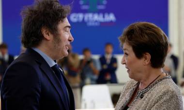 MODELO EN CRISIS. EL FONDO LO HIZO DE NUEVO