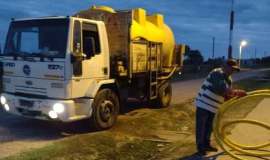 ENRIQUE URIEN: SAMEEP CONTINÚA CON LA ASISTENCIA DE AGUA POTABLE