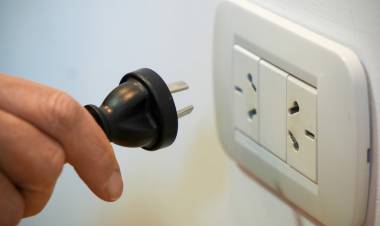 SIN AUMENTO PARA LUZ, GAS Y COMBUSTIBLES