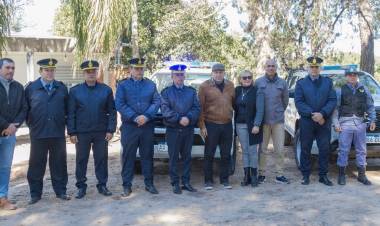 EL GOBIERNO PROVINCIAL ENTREGÓ MÓVILES A LA POLICÍA EN EL INTERIOR Y HABILITÓ LA UNIDAD HOSPITALARIA EN SAN MARTÍN