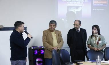 SALUD: CAPACITACIÓN EN FACTORES DE RIESGO CARDIOVASCULAR PARA PERSONAL DE CENTROS DE ATENCIÓN PRIMARIA 