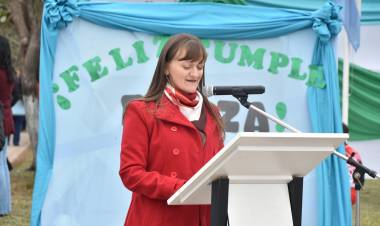 LA VICEGOBERNADORA SCHNEIDER ACOMPAÑÓ HOY EL 103° ANIVERSARIO DE PRESIDENCIA DE LA PLAZA
