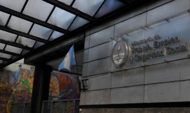 POR UN SALARIO NO TAN MÍNIMO