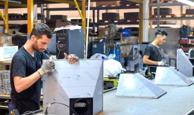 LA ACTIVIDAD DE LA INDUSTRIA PYME TUVO UNA CAÍDA DEL 20,4% INTERANUAL EN JUNIO