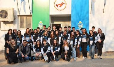 ESTUDIANTES DE PRESIDENCIA ROQUE  SÁENZ PEÑA Y MACALLE VISITARON EL RECIENTO LEGISLATIVO 