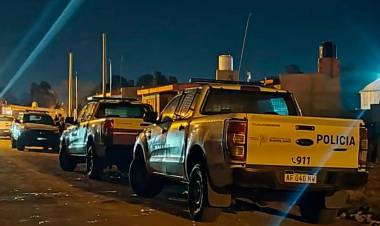 MATÓ A PUÑALADAS A UNA MUJER POLICÍA