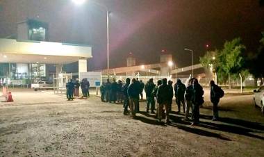 SIGUE EL PARO ACEITERO