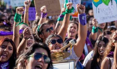 EL PATRIARCADO NO SE CAYÓ NI SE VA A CAER. LA LUCHA FEMINISTA TAMPOCO