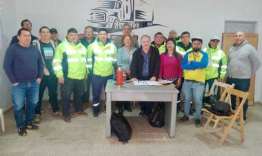 EL GOBIERNO PROVINCIAL ARTICULA LA APLICACIÓN DE NUEVAS TARIFAS PARA COMERCIALIZAR LA CARGA EN EL SUDOESTE CHAQUEÑO