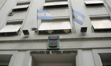 OTRO FRENO JUDICIAL A LAS SAD DE MILEI