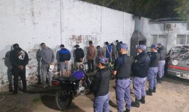 MÁS DE 600 MOTOCICLETAS CONTROLADAS Y 500 PERSONAS IDENTIFICADAS