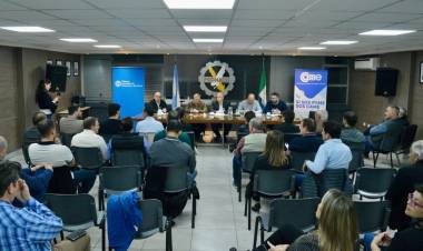 AUTORIDADES DE SAMEEP INFORMARON LA CONTINUIDAD DE OBRAS Y OBJETIVOS DE LA EMPRESA EN EL PLENARIO DE LA FECHACO