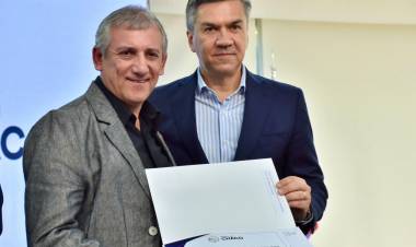 EL GOBIERNO PROVINCIAL RECONOCIÓ LA TAREA DE LOS PASTORES Y ENTREGÓ NUEVOS CERTIFICADOS DE INSCRIPCIÓN A IGLESIAS EVANGÉLICAS