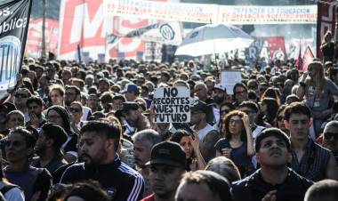 MÁS DE UN MILLÓN DE PERSONAS EN LA SEGUNDA MARCHA FEDERAL UNIVERSITARIA