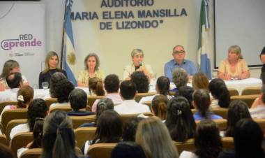 RED APRENDE: MÁS DE 2500 BIBLIOTECARIOS SE CAPACITAN EN ALFABETIZACIÓN INFORMACIONAL