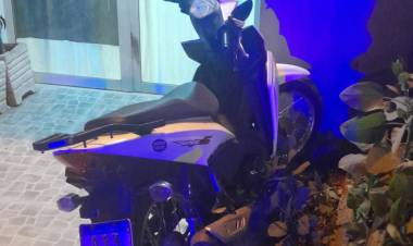 POLICÍA DE FRANCO DE SERVICIO RECUPERA UNA MOTO ROBADA EN VILLA PROSPERIDAD