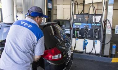 AUMENTAN LOS COMBUSTIBLES EN DICIEMBRE 