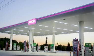 INAUGURACIÓN DE LA ESTACIÓN DE SERVICIO AXION, EN PUERTO TIROL: “ES UN GUSTO ACOMPAÑAR A QUIENES TIENEN GANAS DE INVERTIR EN LA PROVINCIA” MANIFESTÓ EL GOBERNADOR