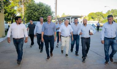 PLANTAS POTABILIZADORAS DE BARRANQUERAS: EL GOBERNADOR ZDERO PUSO EN FUNCIONAMIENTO EL NUEVO SISTEMA DE ILUMINACIÓN LED 