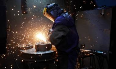 PANORAMA DEL DECLIVE EN EL SECTOR METALÚRGICO