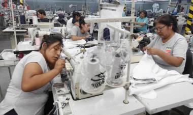 EN NOVIEMBRE, LA ECONOMÍA SIGUIÓ ABAJO