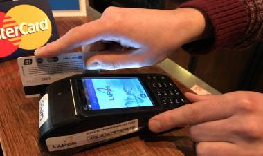 EL BANCO CENTRAL HABILITÓ PAGOS EN CUOTAS CON DÓLARES