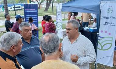 FONTANA: EL IPDUV REALIZÓ EXITOSO OPERATIVO DE TITULARIZACIÓN EN EL BARRIO 64 VIVIENDAS