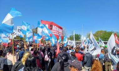 LOS MOVIMIENTOS SOCIALES RECLAMAN UN INGRESO DE EMERGENCIA ESCOLAR 