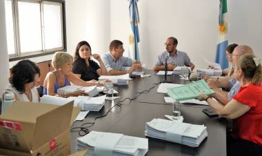 COMISIÓN DE LEGISLACIÓN GENERAL: HABILITAN A TODOS LOS POSTULANTES PARA DEFENSOR DEL PUEBLO