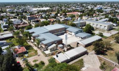 VILLA ÁNGELA: LA E.E.T. N°1 INICIA EL CICLO LECTIVO Y LAS OBRAS DE LA  E.E.S. N°9 "BACHI 9" SE ACERCAN A SU INAUGURACIÓN EN JULIO