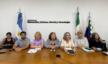 EDUCACIÓN: AUTORIDADES Y MIEMBROS  DE LAS JUNTAS DE CLASIFICACIÓN SE REUNIERON POR LA IMPLEMENTACIÓN DE TÍTULOS DIGITALES
