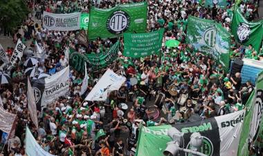 MÁS MOTOSIERRA: SE VIENEN CIENTOS DE NUEVOS DESPIDOS EN EL ESTADO Y LOS GREMIOS PREPARAN LA RESISTENCIA