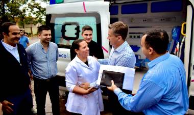 HOSPITAL 4 DE JUNIO: EL GOBERNADOR ZDERO INAUGURÓ LA REUBICACIÓN DEL ÁREA DE SALUD MENTAL Y ADEMÁS ENTREGÓ AMBULANCIAS